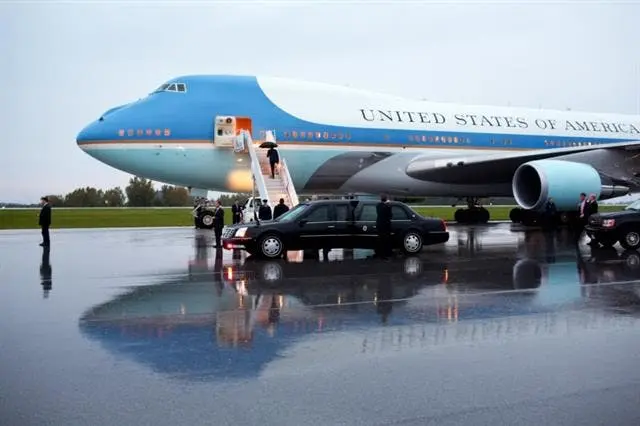 Air Force One / La Casa Blanca