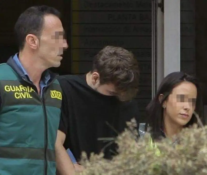 La detenci&oacute;n del acusado. 