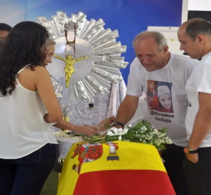 Familiares en el funeral celebrado en Brasil el pasado mes de enero.