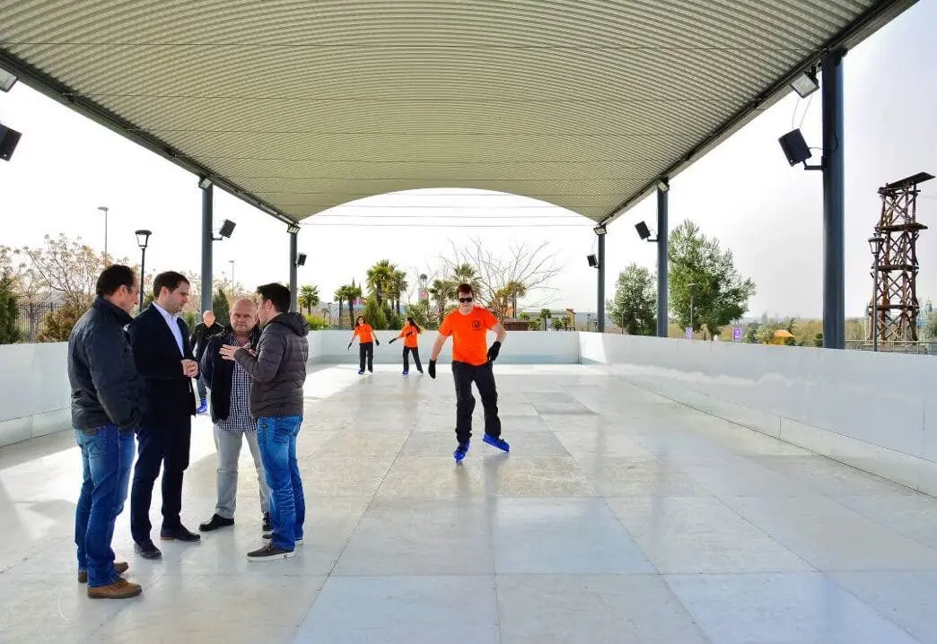 As&iacute; es la nueva Pista de Hielo del Parque Europa de Torrej&oacute;n (Ayto.). 