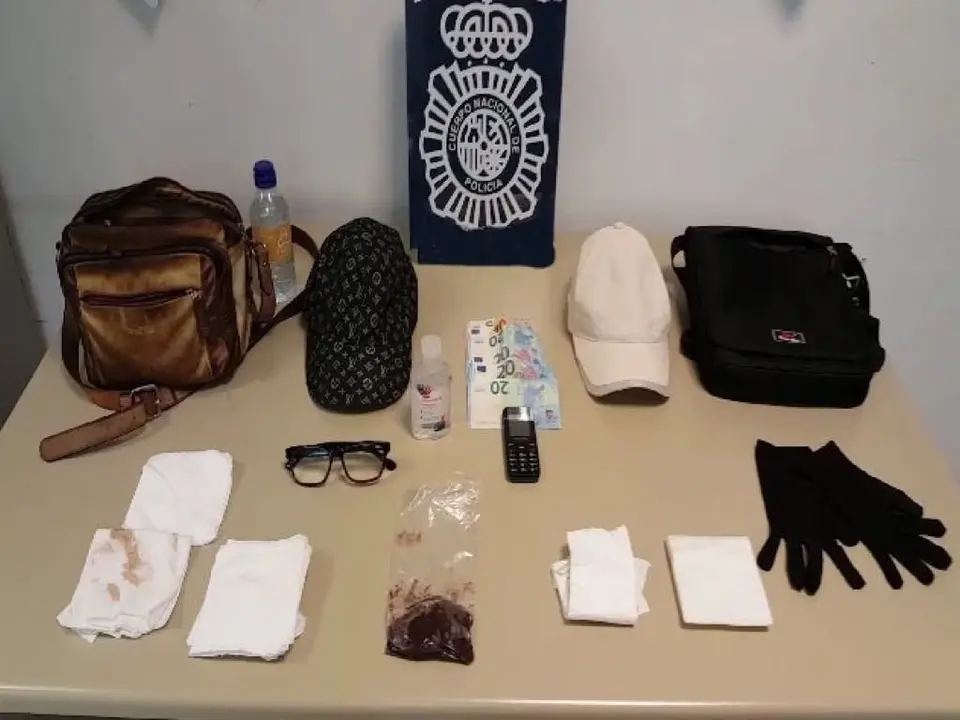 Efectos incautados por la Polic&iacute;a. 