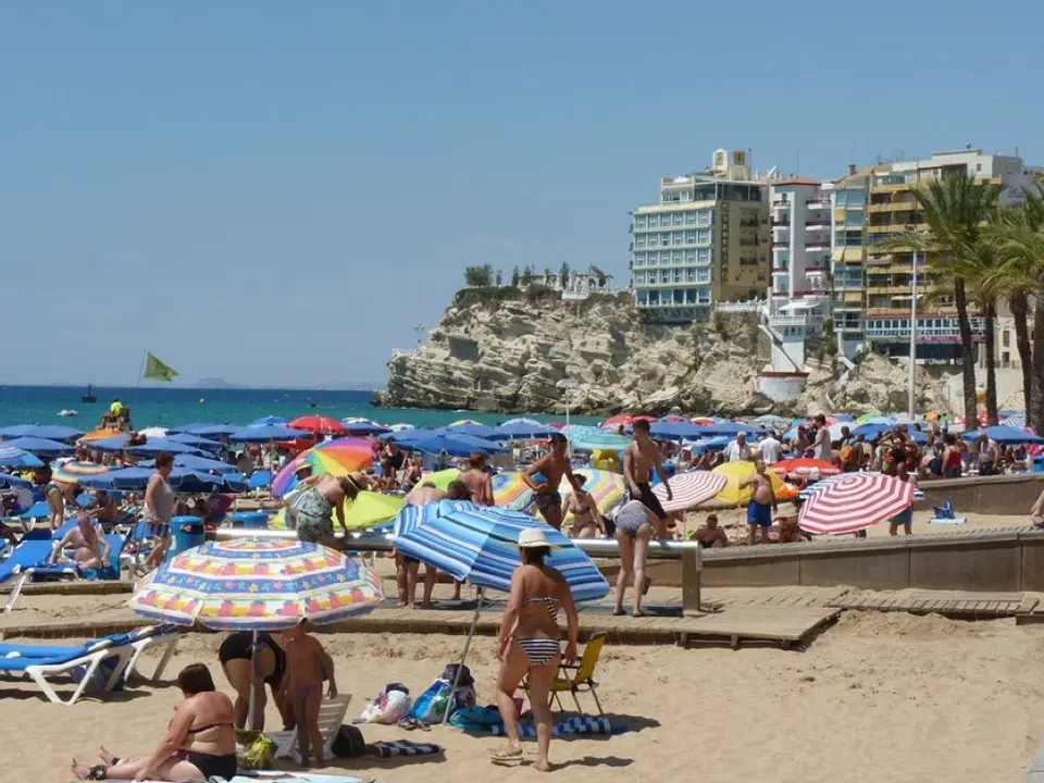 Playa de Levante Benidorm (Visit Benidorm).