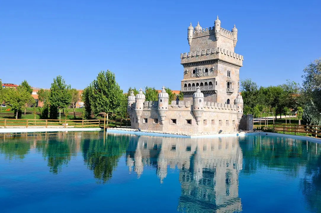 Estado de las obras del Parque Europa unos d&iacute;as antes de su inauguraci&oacute;n.