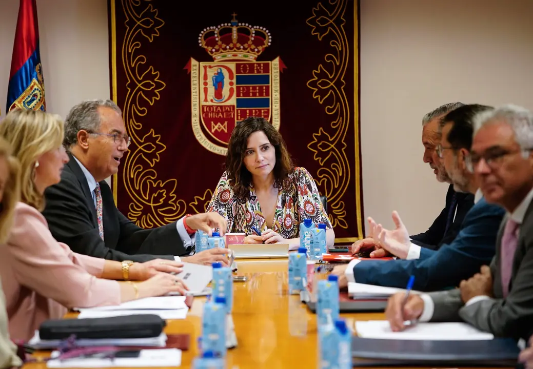 D&Iacute;AZ AYUSO PRESIDE LA REUNI&Oacute;N DEL CONSEJO DE GOBIERNO, QUE DE FORMA EXTRAORDINARIA SE CELEBRA EN M&Oacute;STOLES