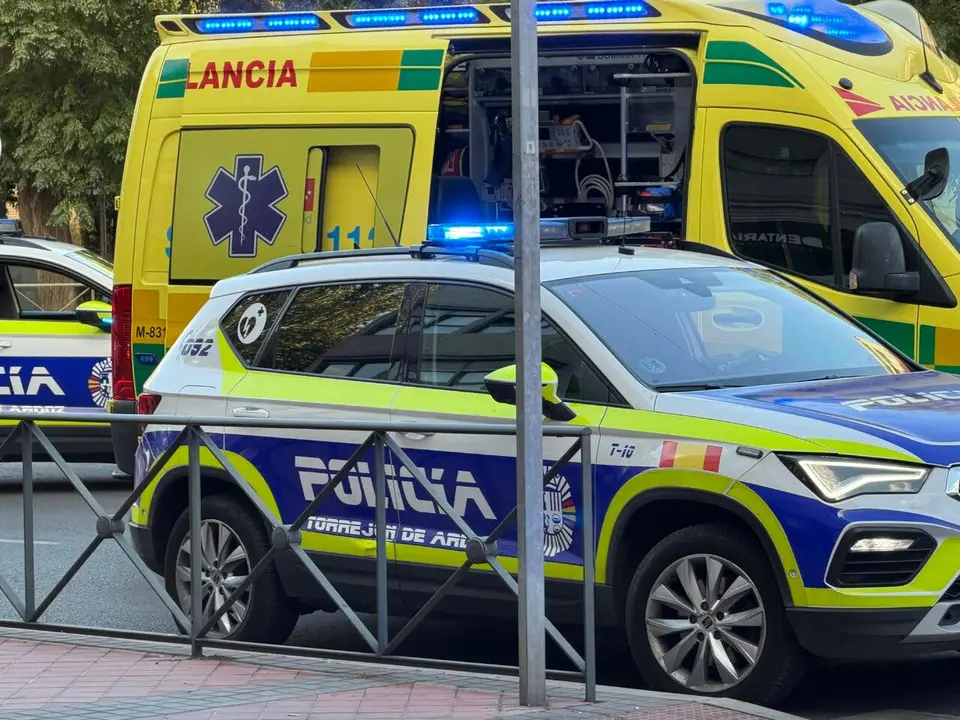 Un ni&ntilde;o de 7 a&ntilde;os fue atropellado en Torrej&oacute;n. La polic&iacute;a y ambulancia llegaron al lugar.