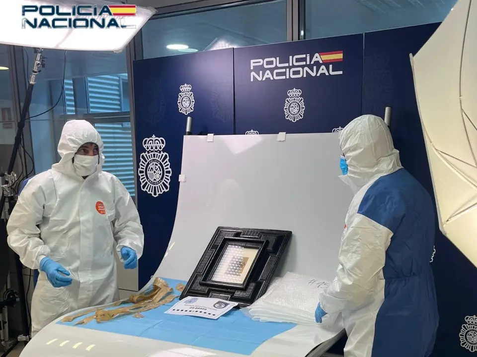 La Polic&iacute;a Nacional recupera un cuadro de Picasso en Madrid. El arte vuelve a su lugar.