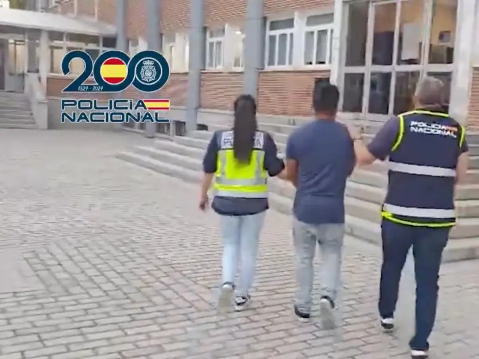 La Polic&iacute;a Nacional arresta a fugitivos buscados por agresiones sexuales a menores en Madrid.