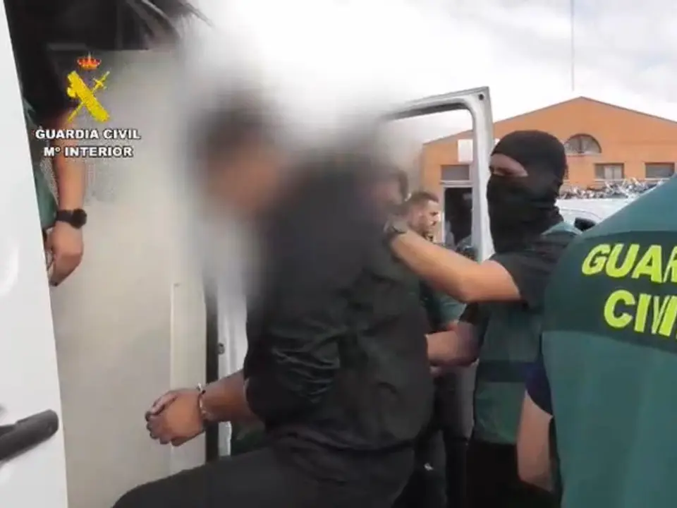 La Guardia Civil detiene a 16 personas en una operaci&oacute;n contra robos en obras de nueva construcci&oacute;n.