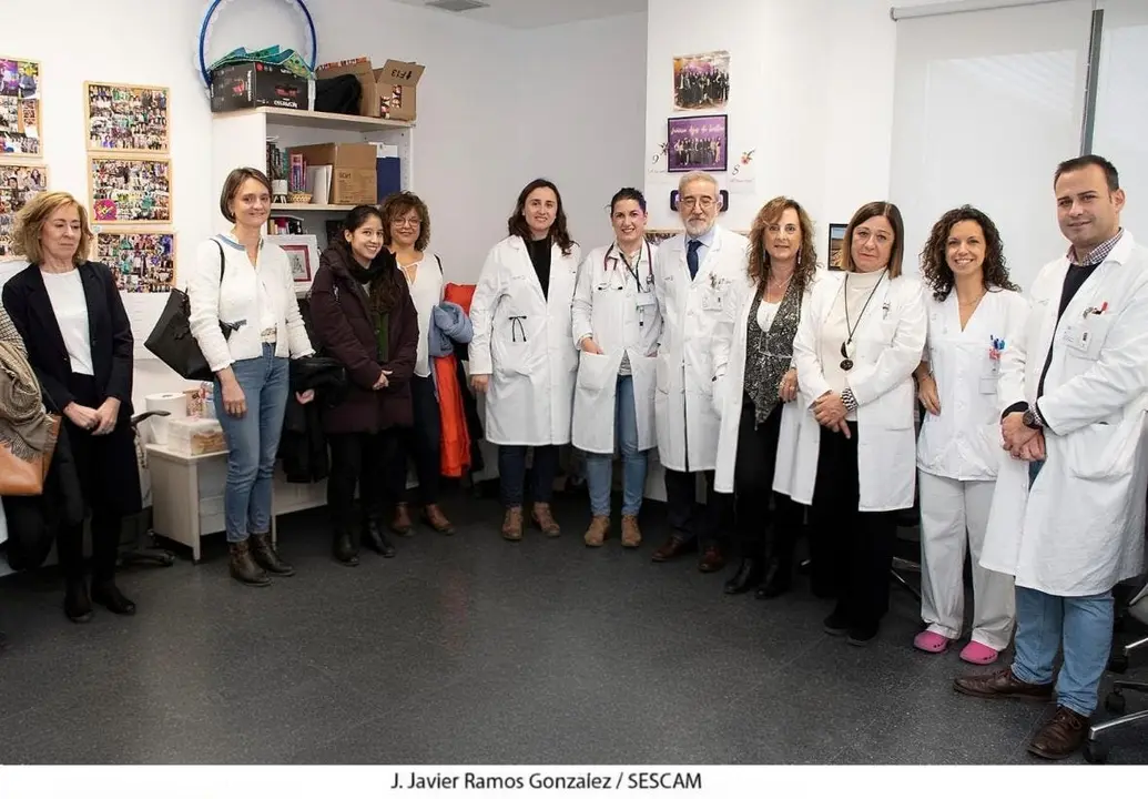 El Hospital de Guadalajara presenta un nuevo sistema de preparaci&oacute;n de &aacute;cido para hemodi&aacute;lisis.