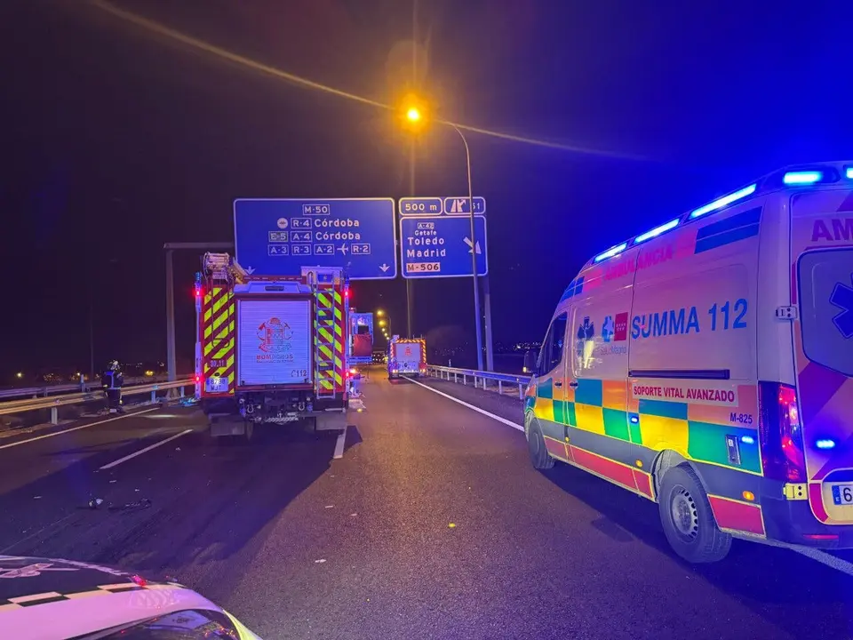 Un conductor de 49 a&ntilde;os falleci&oacute; en un accidente en la M-50. Los servicios de emergencia llegaron r&aacute;pidamente al lugar.