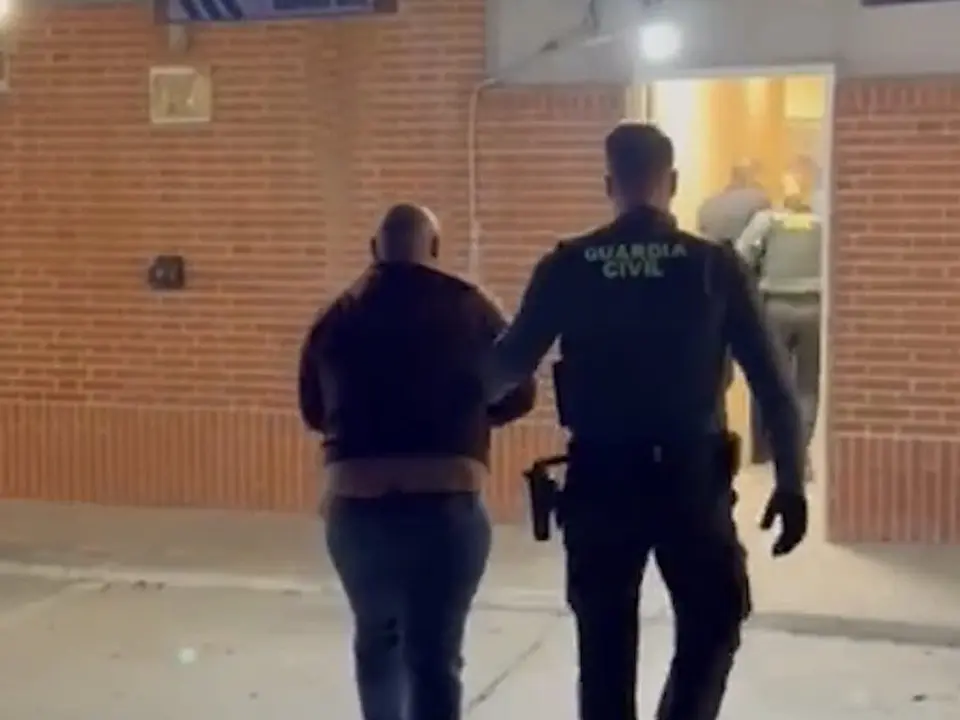 La Guardia Civil detuvo a dos individuos en Meco por robo de catalizadores. La operaci&oacute;n se llev&oacute; a cabo en la comarca del Henares.