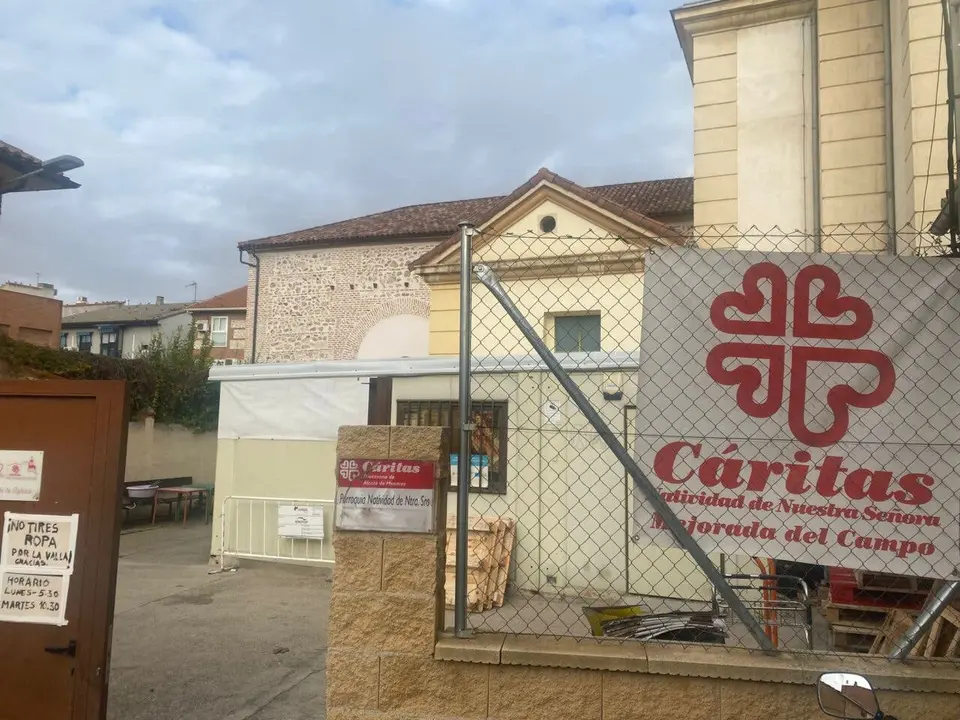 C&aacute;ritas ofrece apoyo social en Mejorada del Campo, enfrentando un posible desalojo.