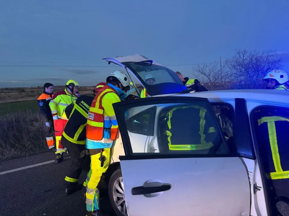 Seis heridos en un accidente de tr&aacute;fico en la M-507. Los servicios de emergencia acudieron al lugar.