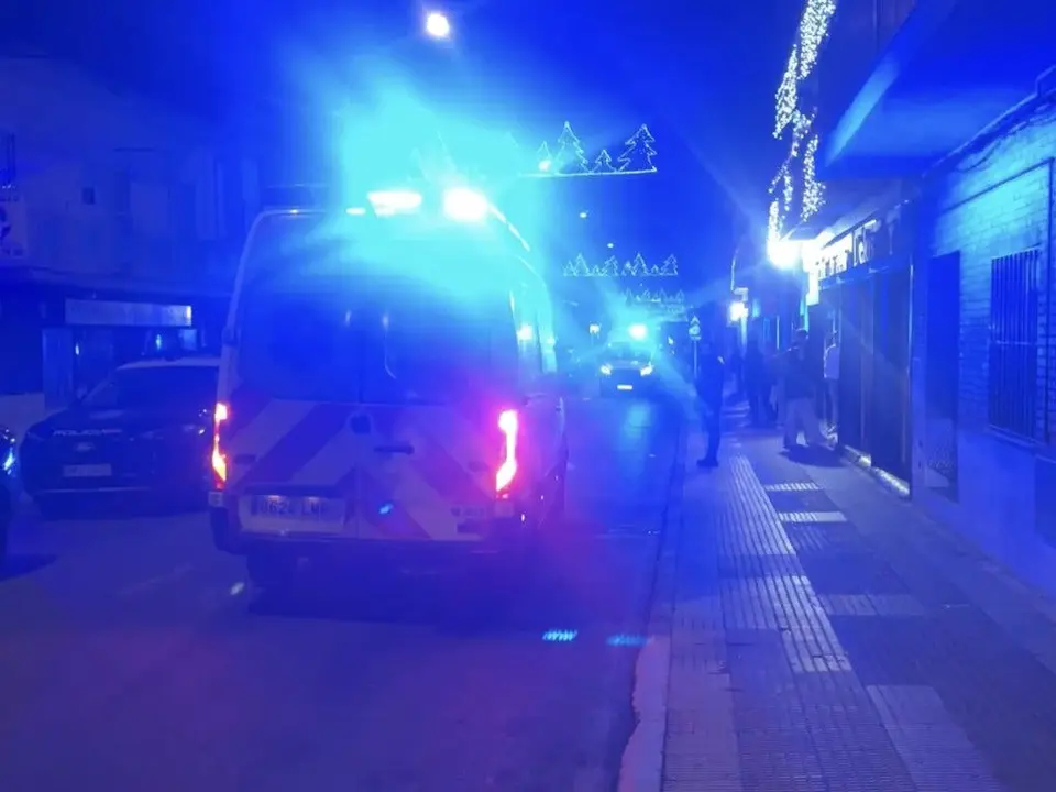 Tres hombres heridos graves por arma blanca en Madrid.