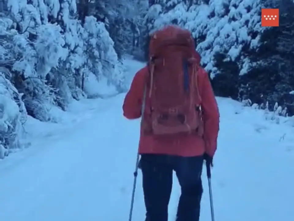 Un joven de 24 a&ntilde;os fue rescatado en Rascafr&iacute;a tras perderse en la nieve.