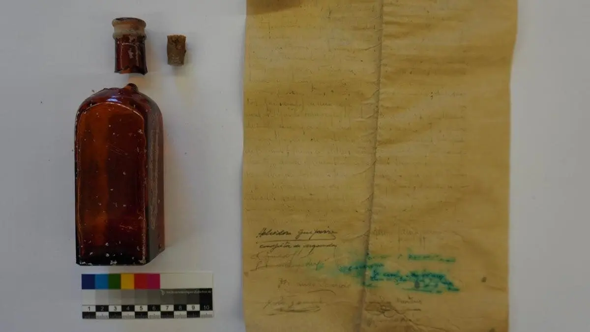 Se encontr&oacute; una botella con un documento sobre el p&aacute;rroco asesinado en 1936 en Campo Real.