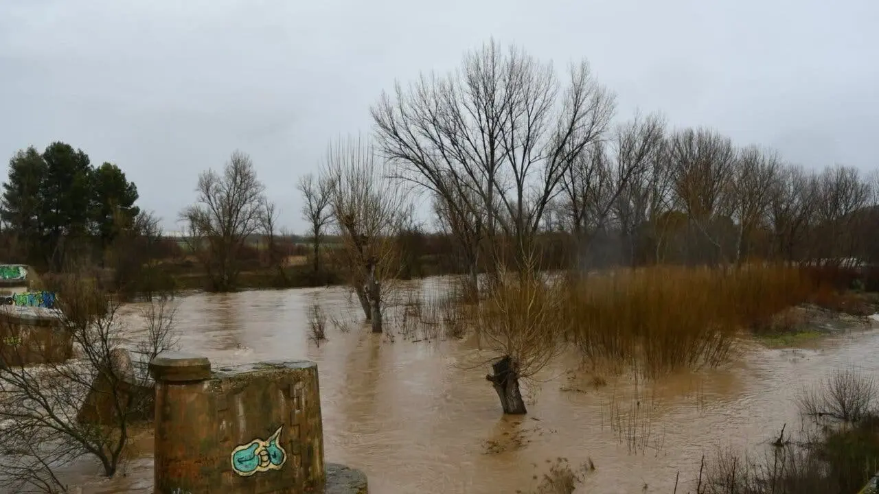 El Henares y el Jarama presentan un nivel rojo por riesgo de desbordamientos.