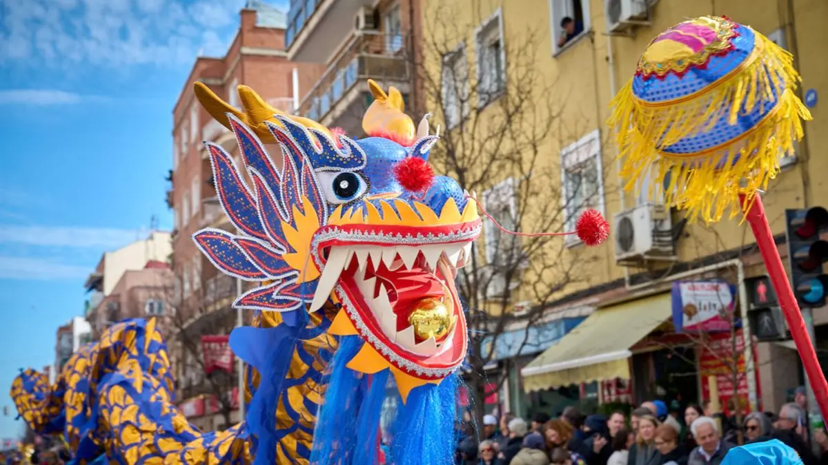 Desfile del A&ntilde;o Nuevo chino en el distrito de Usera durante la edici&oacute;n de 2025. AYUNTAMIENTO DE MADRID
