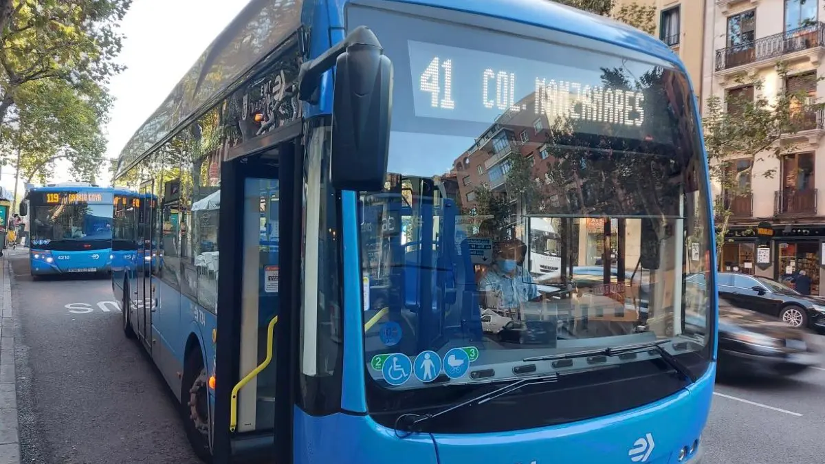 Un autob&uacute;s de la EMT de Madrid. AYTO. DE MADRID