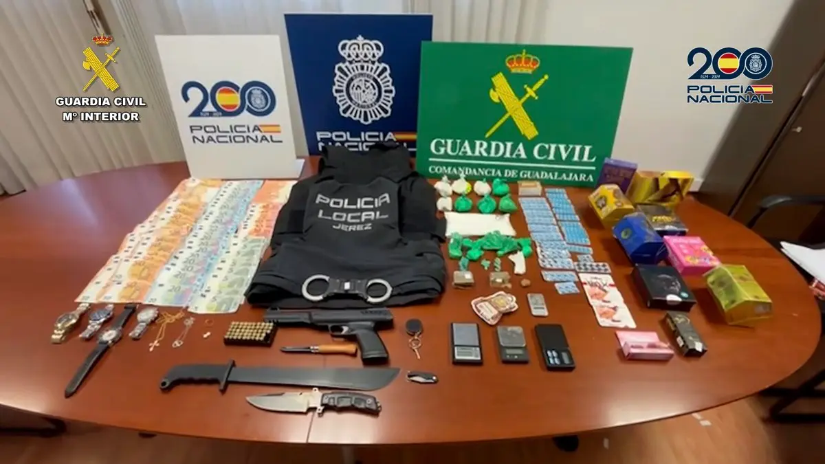 Material intervenido en la operaci&oacute;n contra el tr&aacute;fico de coca&iacute;na en el Corredor del Henares. GUARDIA CIVIL / POLIC&Iacute;A NACIONAL.