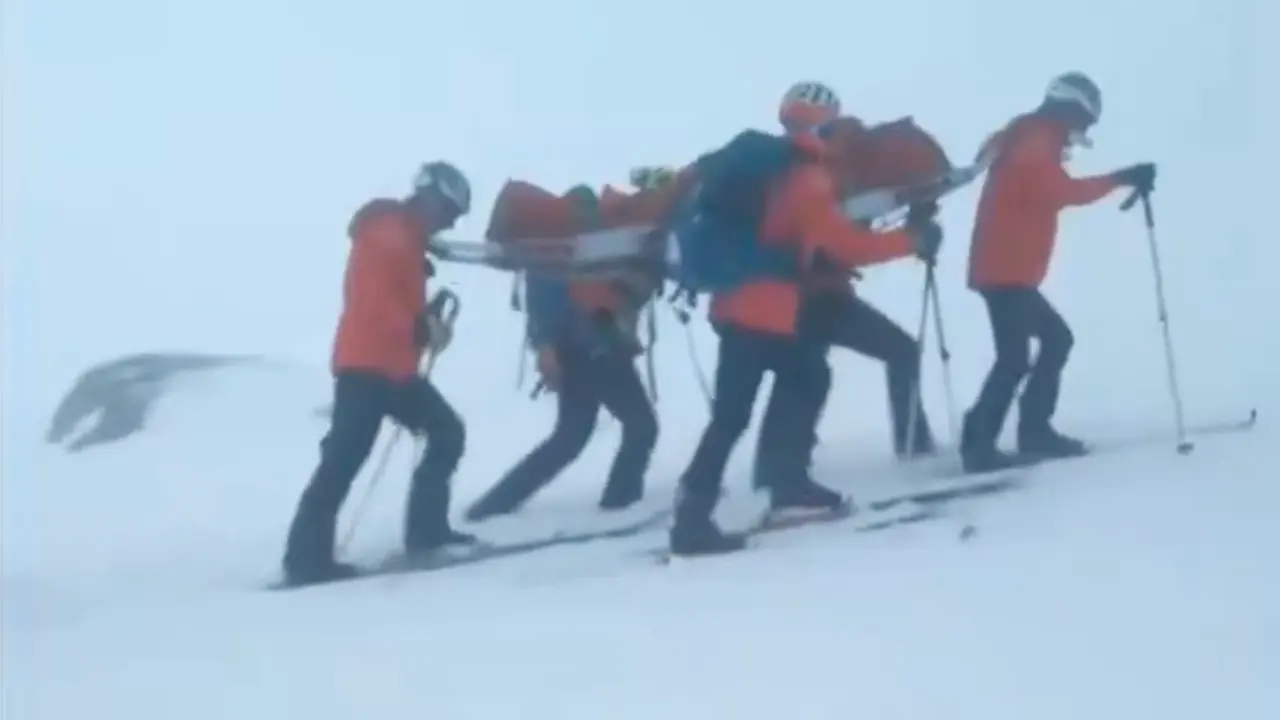 Rescate de una esquiadora herida en Rascafr&iacute;a. 112 COMUNIDAD DE MADRID