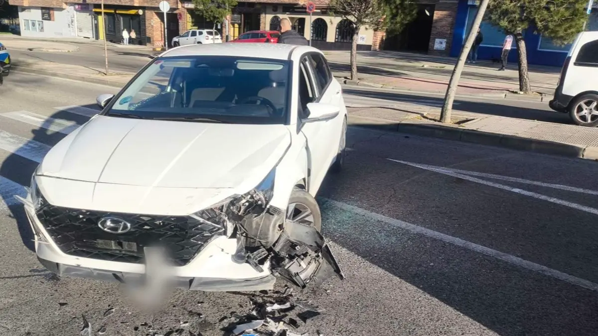 Veh&iacute;culo interceptado por la Polic&iacute;a Local. AYUNTAMIENTO DE COSLADA