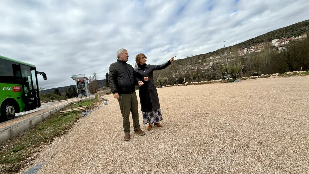 Visita a las obras del nuevo aparcamiento de movilidad sostenible de Ambite. AYUNTAMIENTO DE AMBITE
