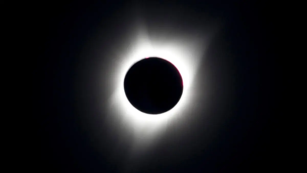 Eclipse solar total en el momento de la totalidad, visto desde Madrid en 2017. SHUTTERSTOCK