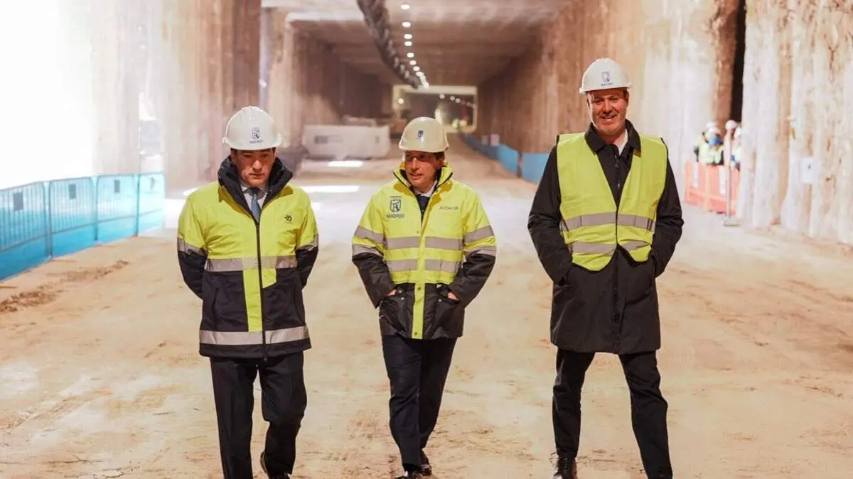 Visita al t&uacute;nel sur de la A-5 durante el avance de las obras de soterramiento. AYUNTAMIENTO DE MADRID