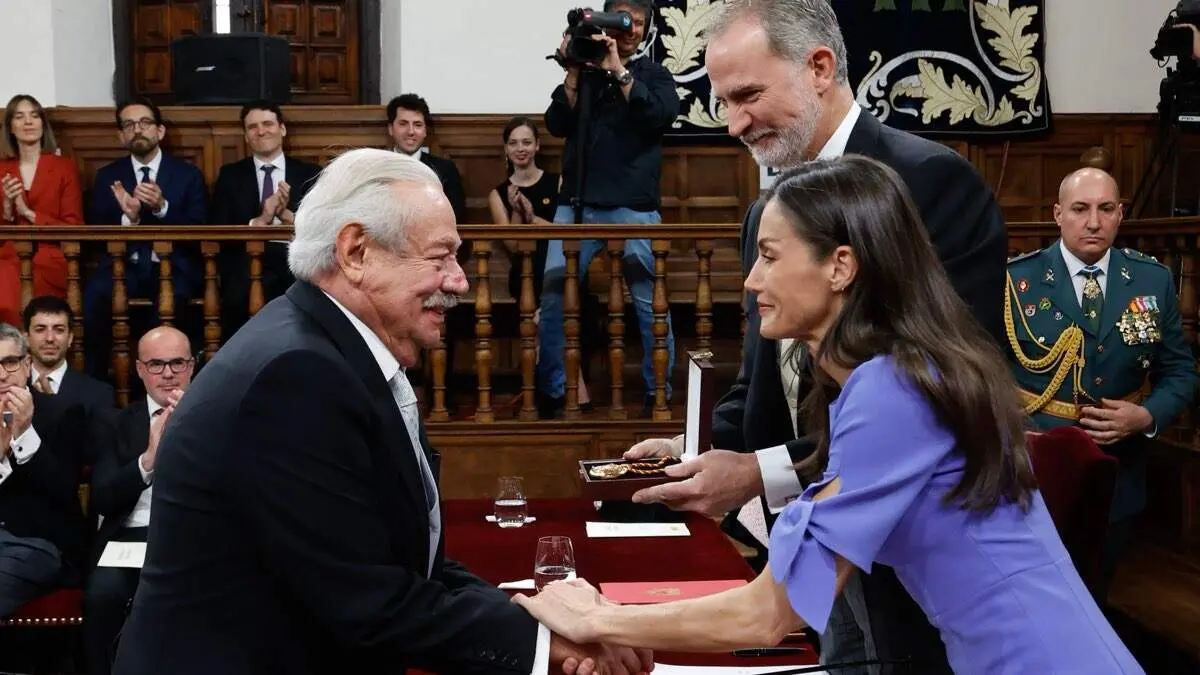 Entrega del Premio Cervantes 2025 a Gonzalo Celorio en el Paraninfo de la Universidad de Alcal&aacute;. CASA REAL