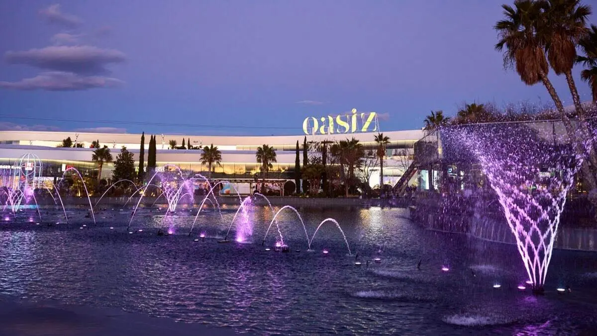 Vista del centro comercial de Torrej&oacute;n de Ardoz donde abrir&aacute; el nuevo restaurante. OASIZ MADRID