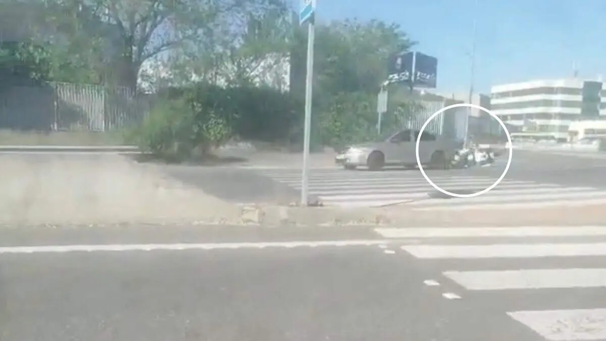 Momento en el que el agente fue embestido. AUGC