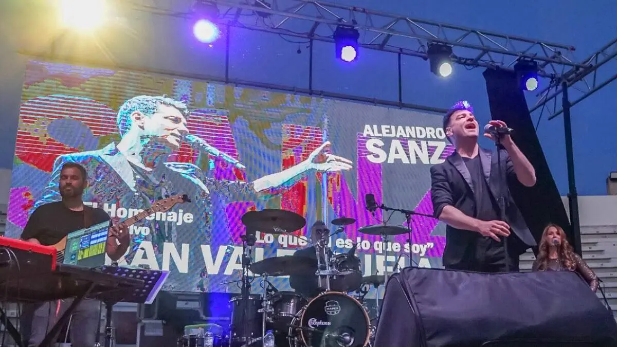 Fran Valenzuela, durante una edici&oacute;n anterior de &lsquo;Viernes y S&aacute;bado de Tributos&rsquo; en Torrej&oacute;n. AYUNTAMIENTO DE TORREJ&Oacute;N DE ARDOZ