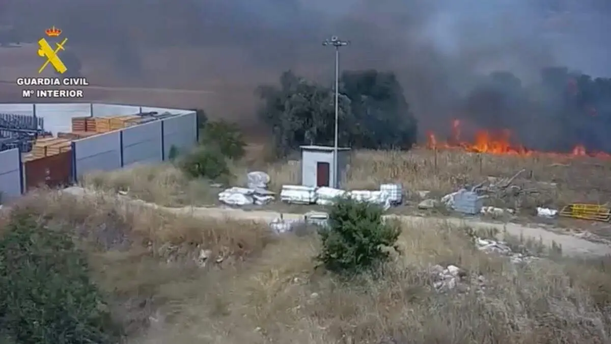 Imagen del incendio. GUARDIA CIVIL