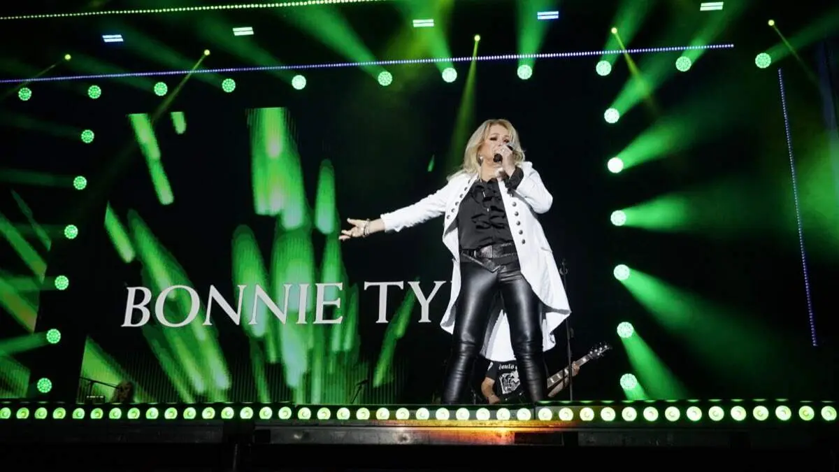 Bonnie Tyler durante su concierto en las Fiestas Populares de Torrej&oacute;n de Ardoz. AYTO. DE TORREJ&Oacute;N