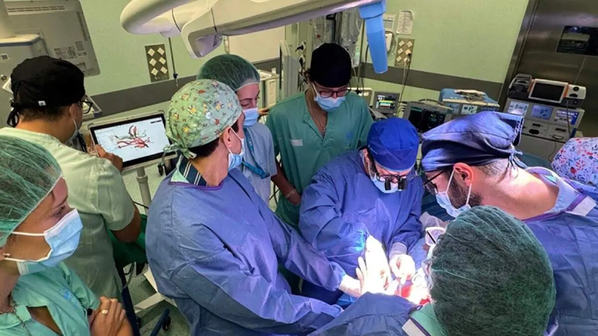 Cirug&iacute;a con tecnolog&iacute;a 3D. HOSPITAL UNIVERSITARIO DE TORREJ&Oacute;N