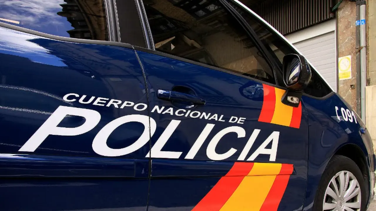 POLIC&Iacute;A NACIONAL