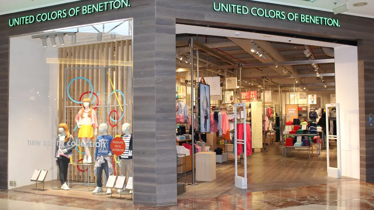 Tienda Benetton en Parque Corredor.