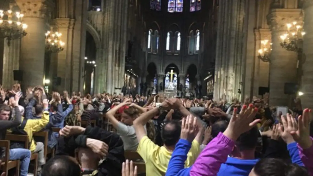 Imagen del interior de la catedral (Twitter).