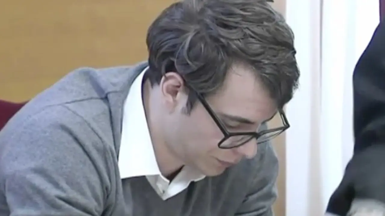 El acusado en el juicio.