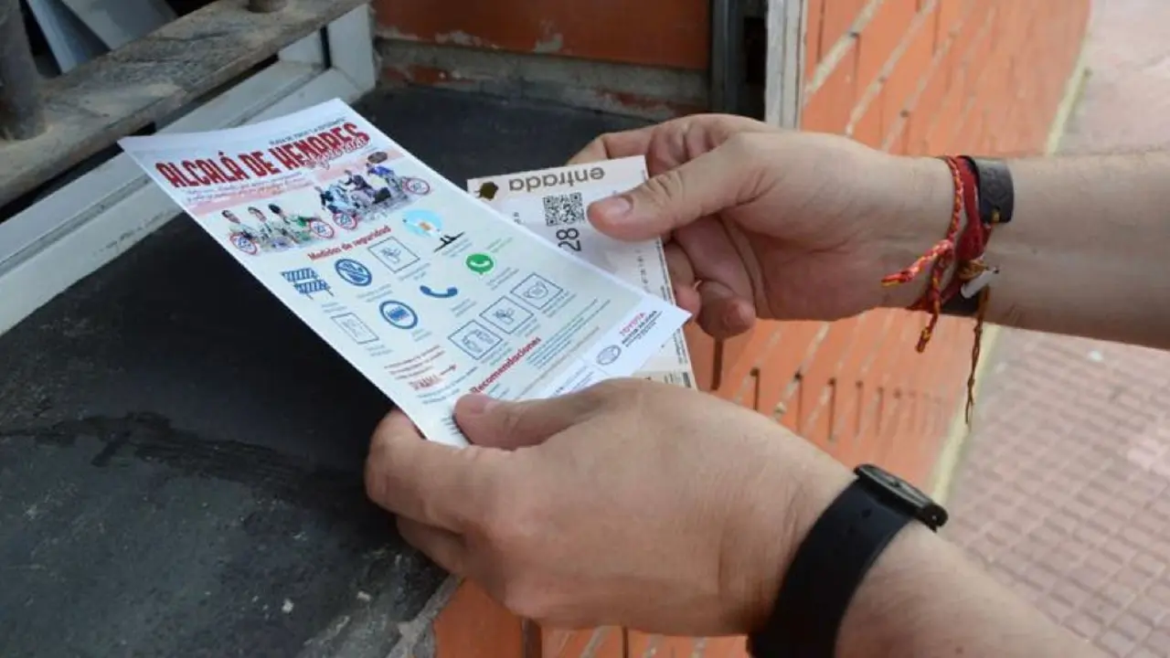 Instrucciones que reciben los aficionados con su entrada.