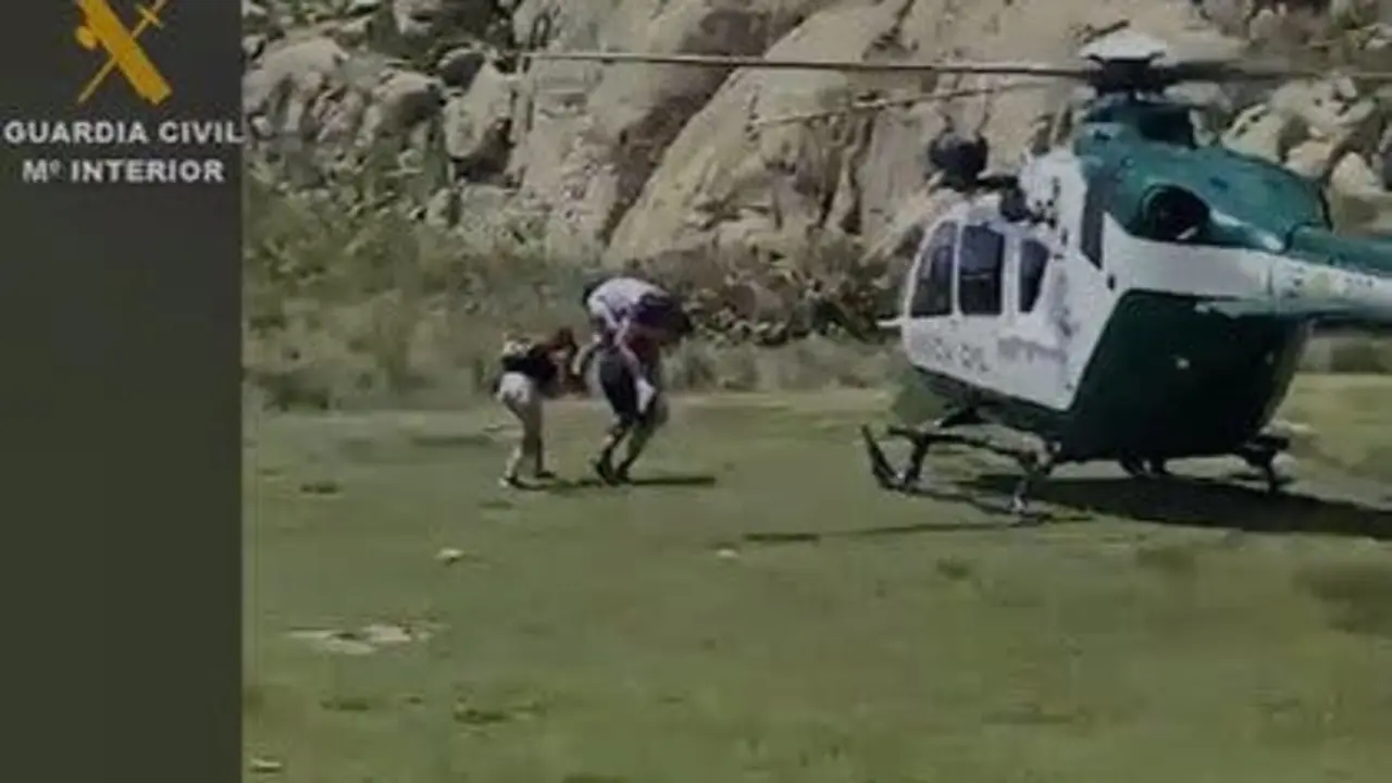 23/05/2022 La Guardia Civil rescata en helic&oacute;ptero a un chico tras lesionarse en el tobillo en La Pedriza (Madrid)
POLITICA ESPA&Ntilde;A EUROPA MADRID SOCIEDAD
GUARDIA CIVIL