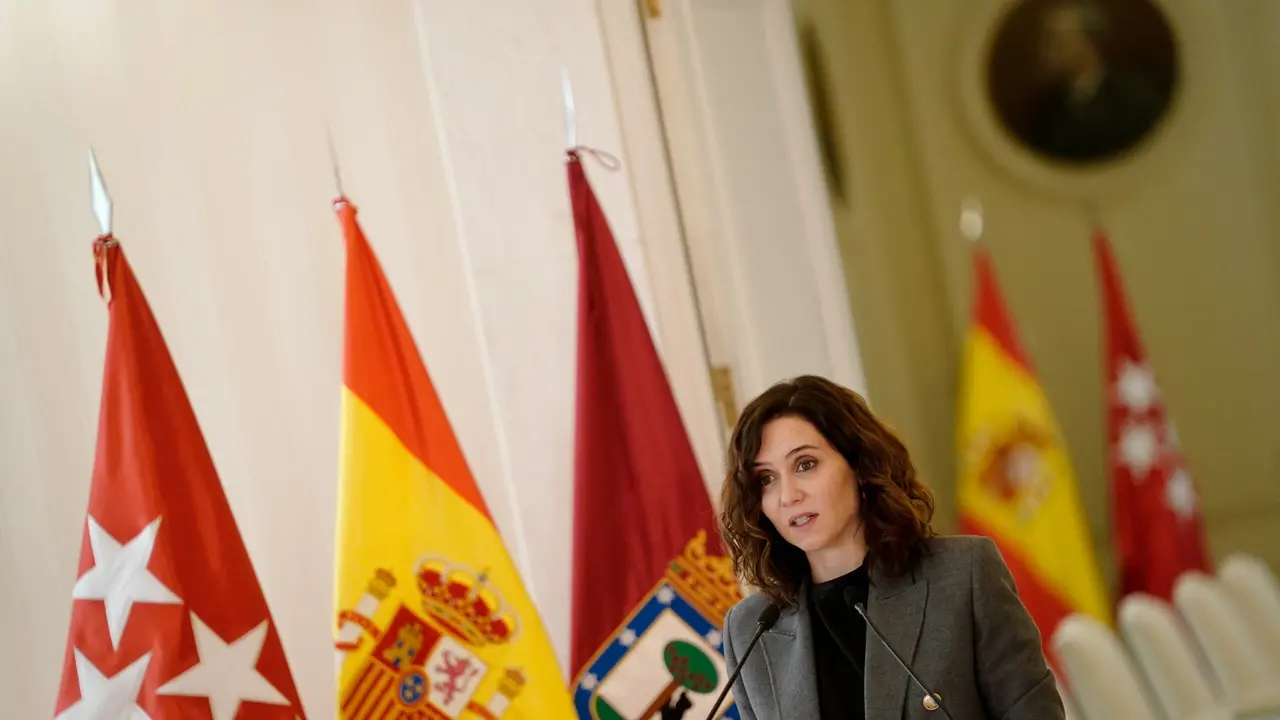 D&Iacute;AZ AYUSO Y MART&Iacute;NEZ-ALMEIDA FIRMAN UN CONVENIO DE COLABORACI&Oacute;N PARA EL COMEDOR SOCIAL DE LA CALLE CANARIAS