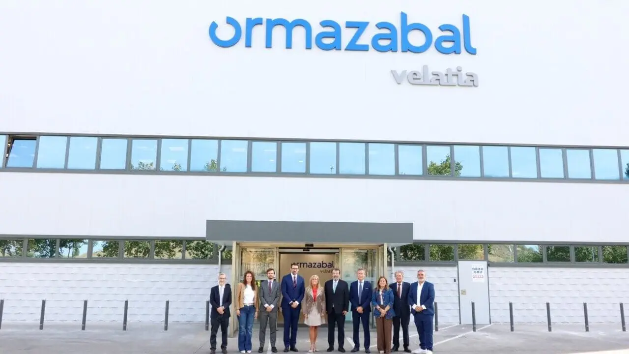Ormazabal celebra 30 a&ntilde;os de innovaci&oacute;n en Loeches. La planta refuerza su compromiso con la sostenibilidad.