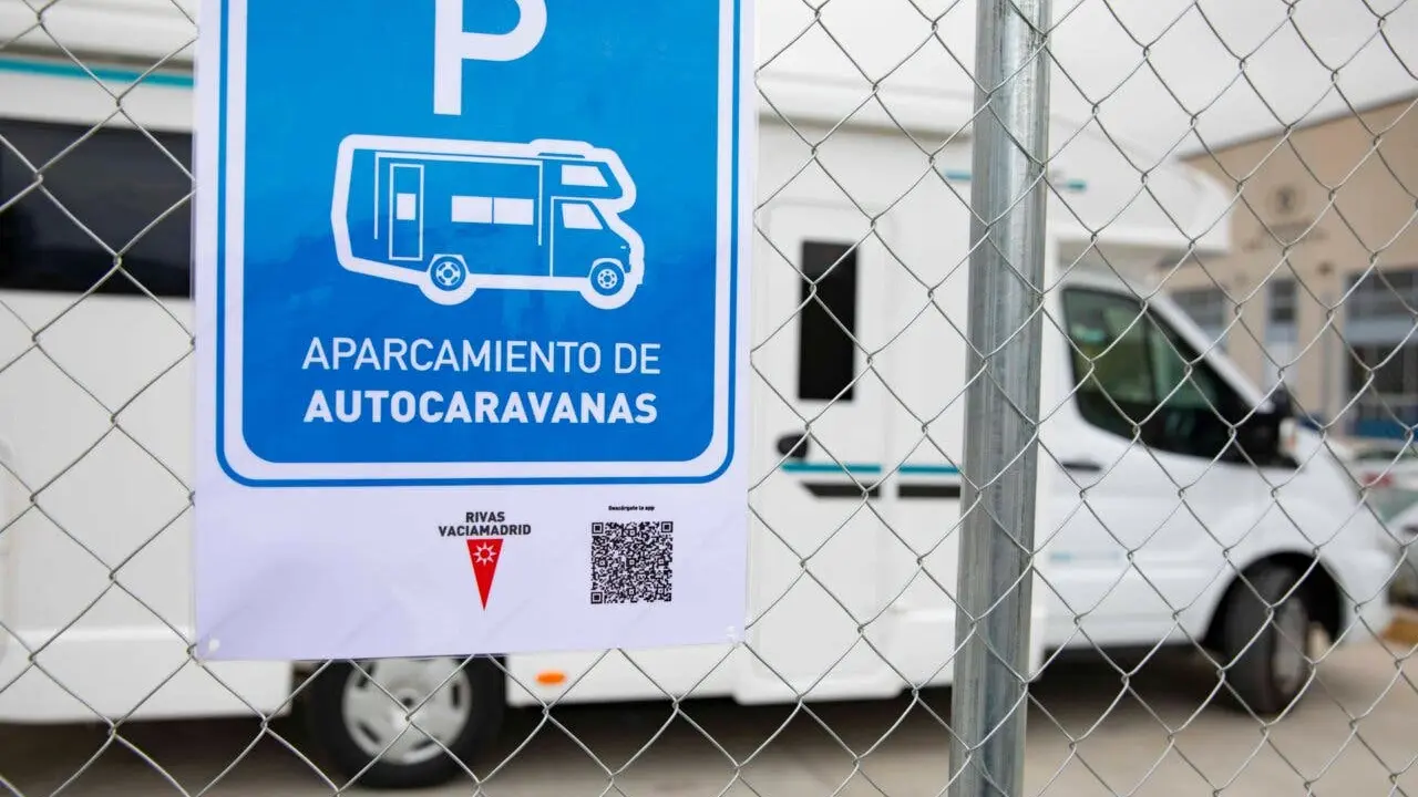 Rivas estrena un aparcamiento gratuito para autocaravanas con 35 plazas.