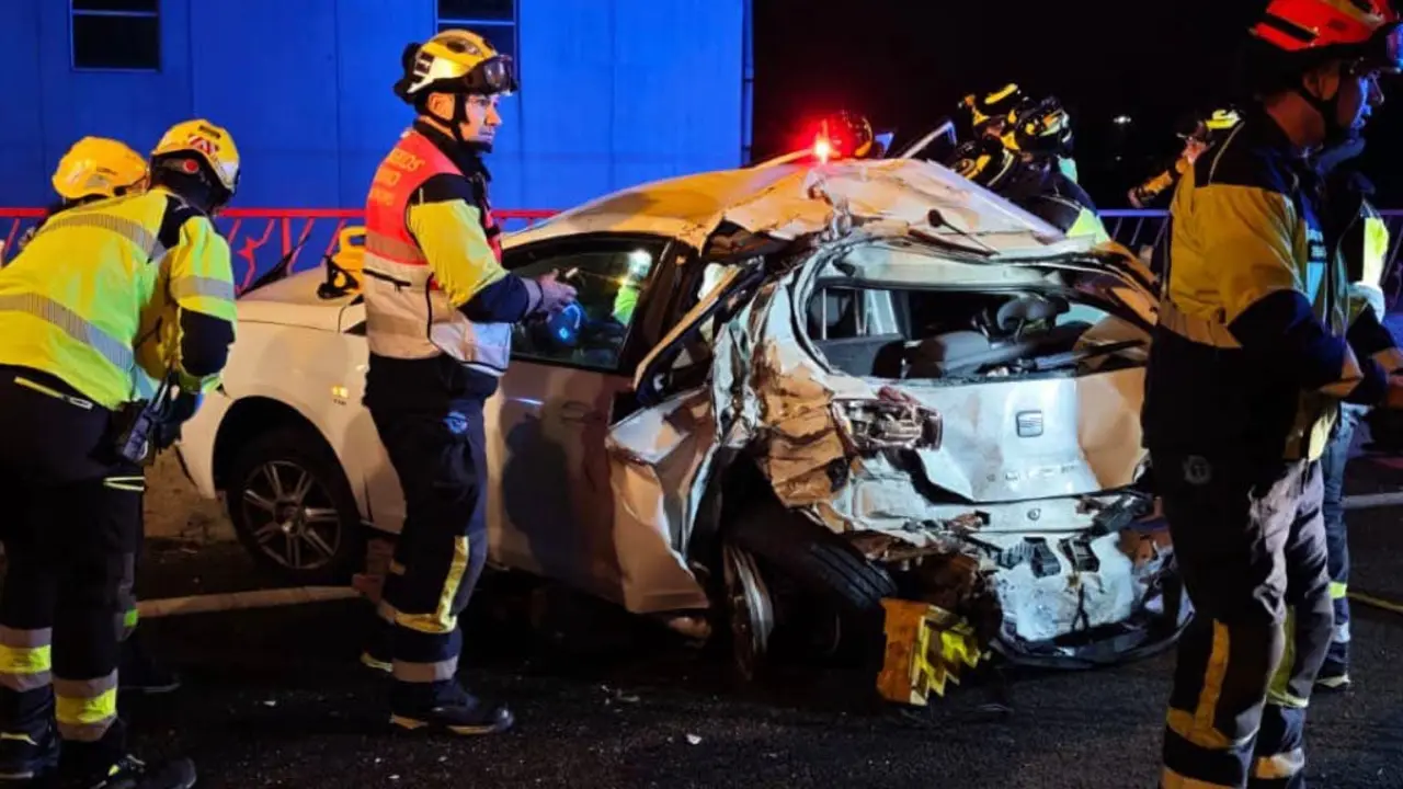 Una conductora de 45 a&ntilde;os result&oacute; herida en un accidente m&uacute;ltiple en la M-45.