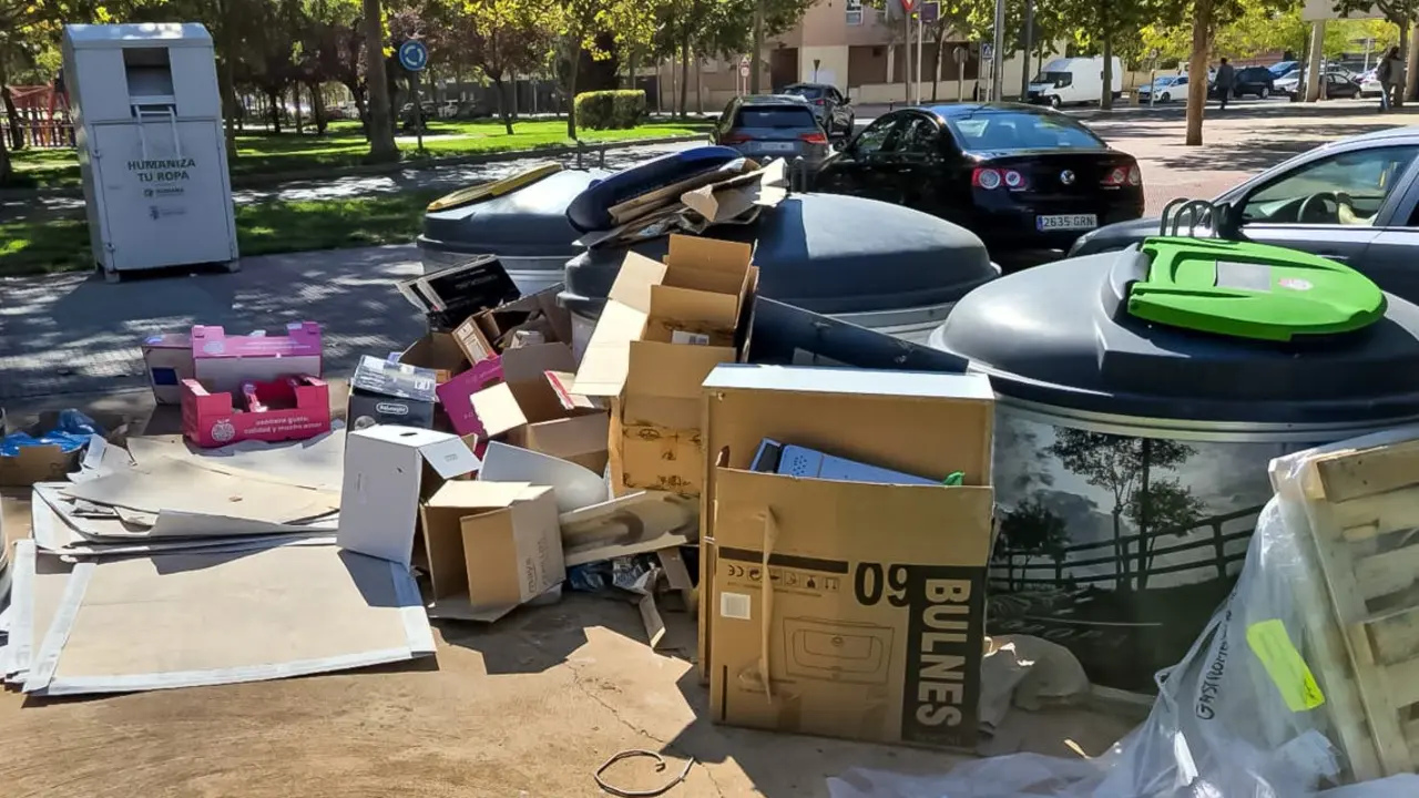 La campa&ntilde;a de limpieza en Torrej&oacute;n ha generado m&aacute;s de 40 multas por infracciones de civismo.