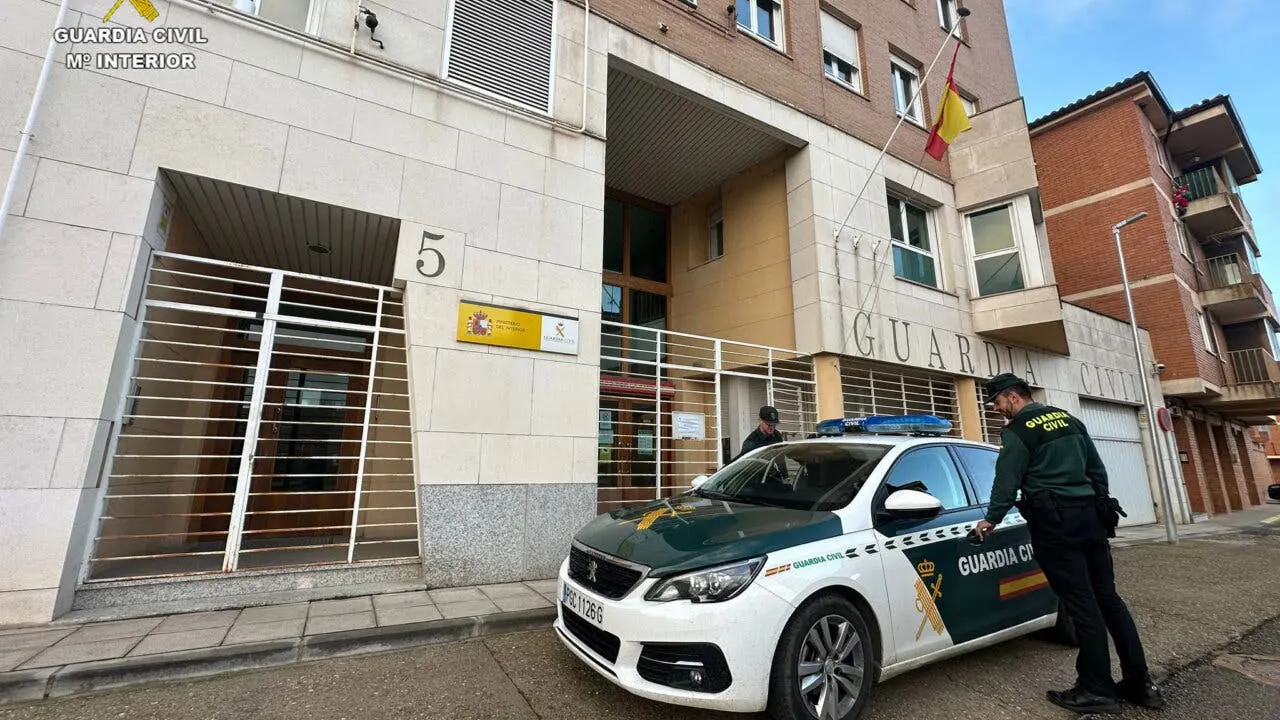 La Guardia Civil detiene a un grupo criminal en Guadalajara. Se robaron 32.000 litros de gasoil.
