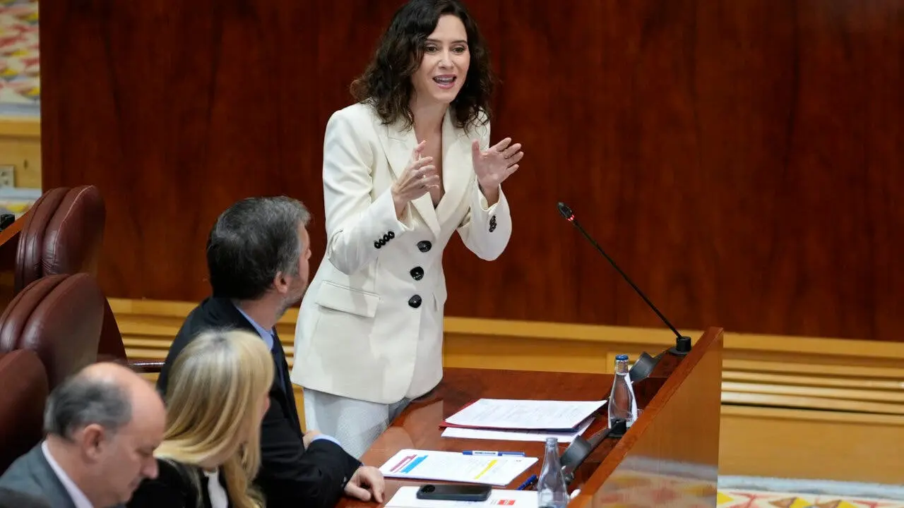 Isabel D&iacute;az Ayuso anuncia la reapertura de la L&iacute;nea 6 de Metro el 20 de diciembre.