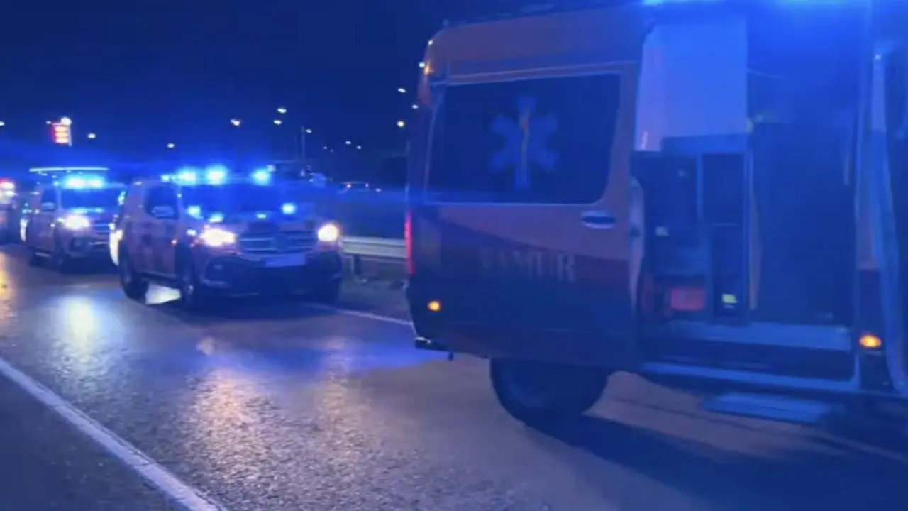 Un motorista de 23 a&ntilde;os sufri&oacute; un grave accidente en la A-42. Las ambulancias llegaron r&aacute;pidamente al lugar.